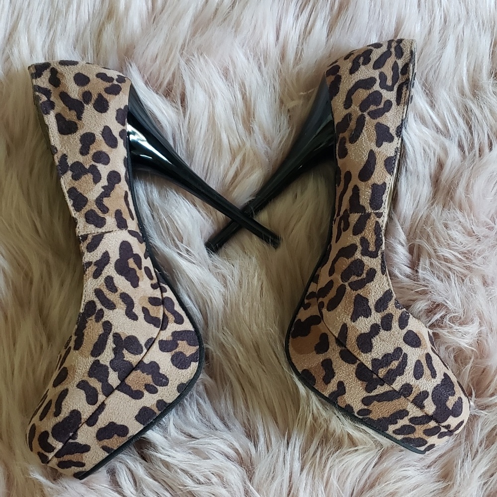 Platform leopard heels - Picture 2 of 4